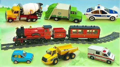 Поезд Скорая помощь Пожарная машина Самосвал - распаковка игрушек для детей.